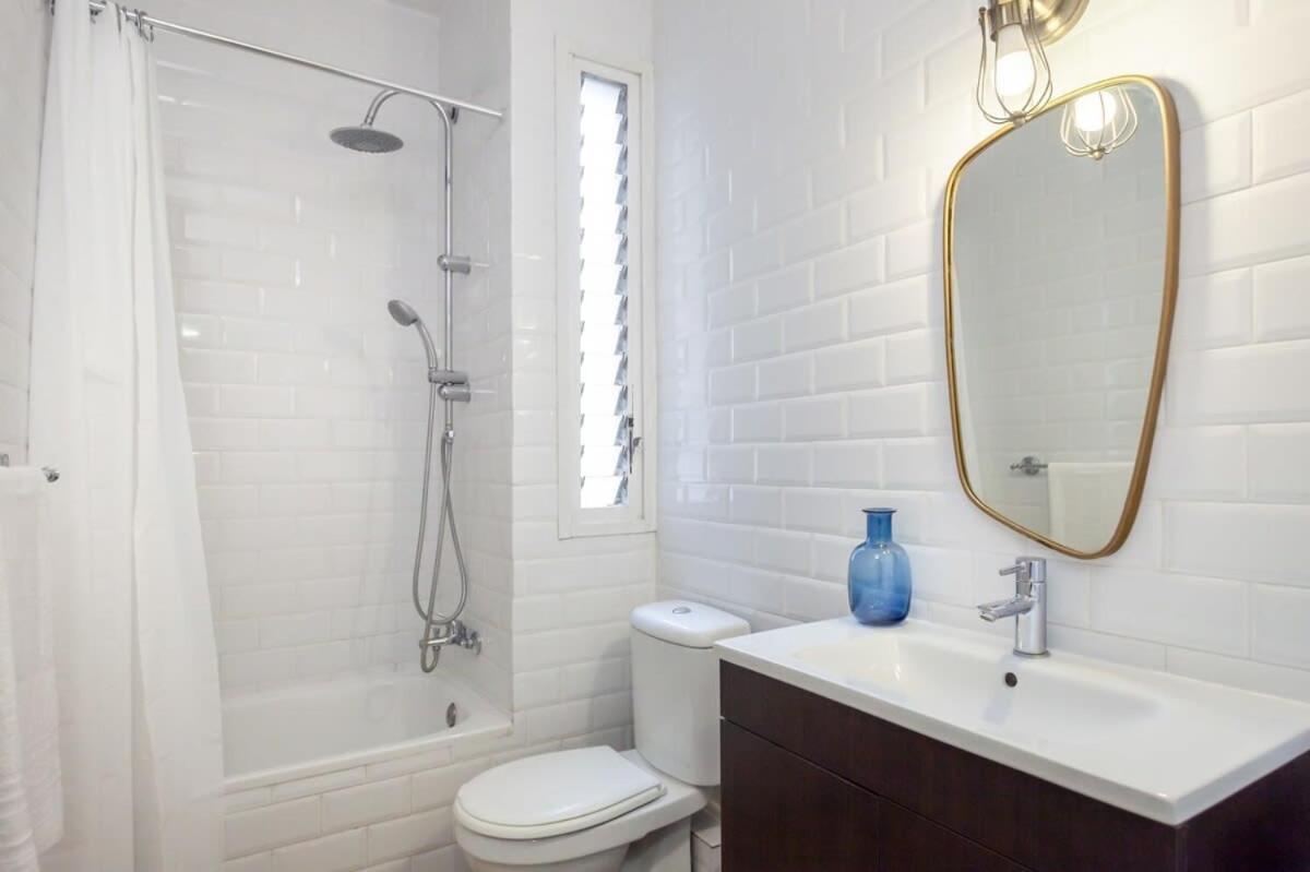 Exclusive Huge 4 Double Bedroom City Center Барселона Экстерьер фото