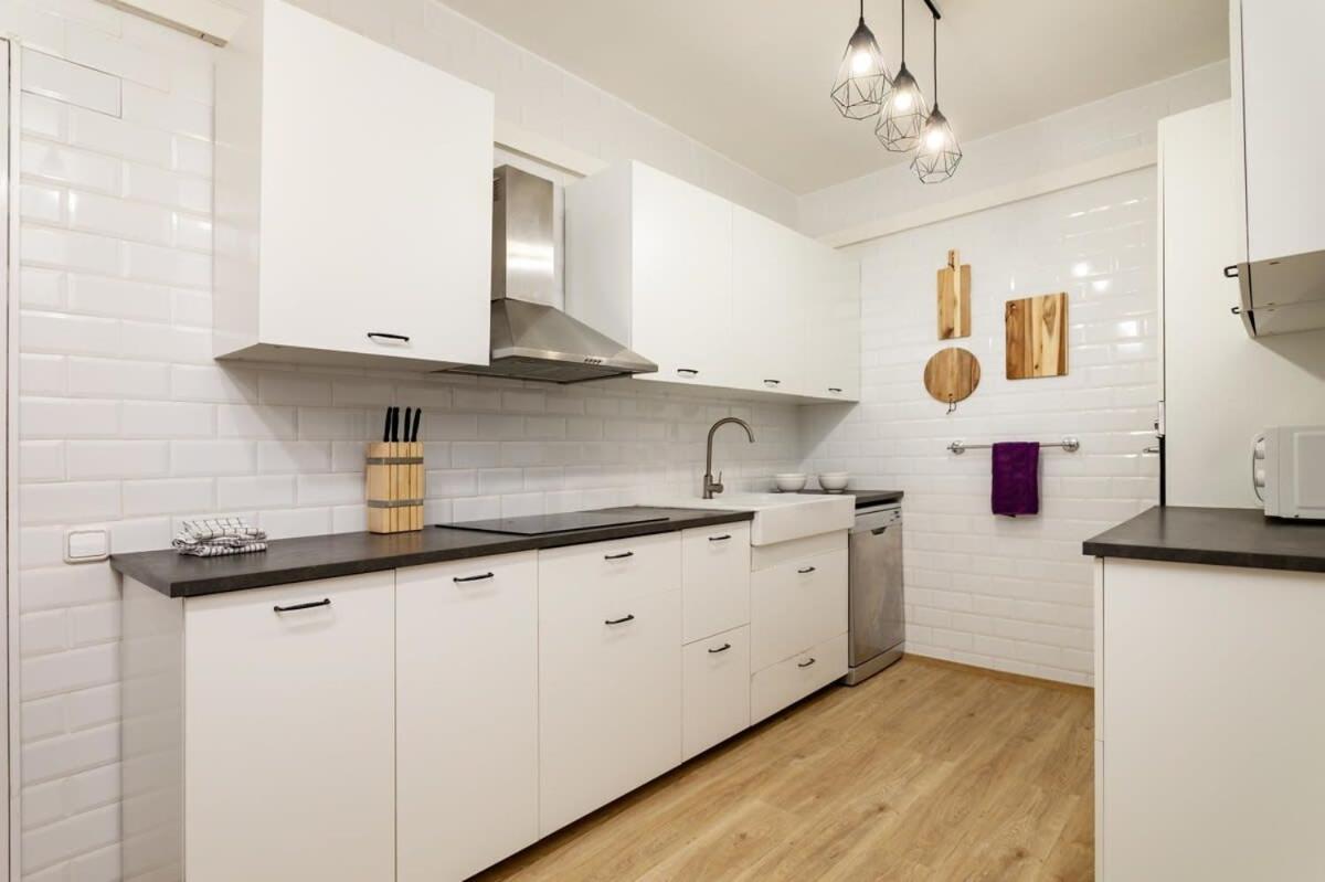 Exclusive Huge 4 Double Bedroom City Center Барселона Экстерьер фото